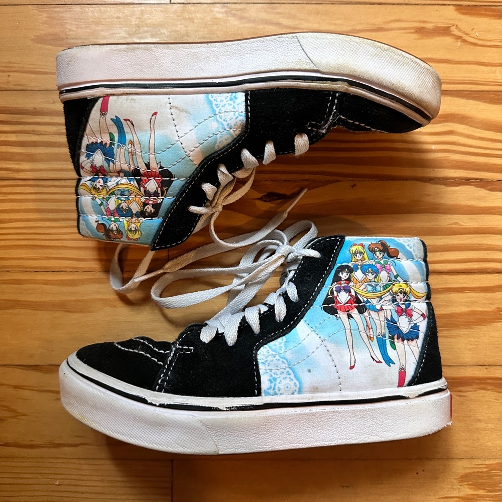 Kids Sailor Moon Old Skool Vans